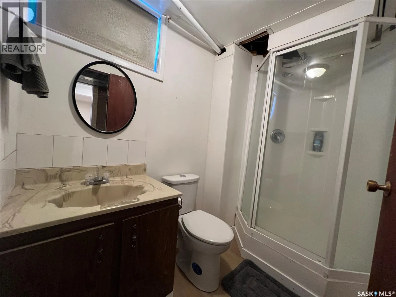 1121 Asquith DRIVE