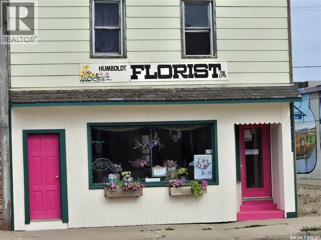 616 Main STREET