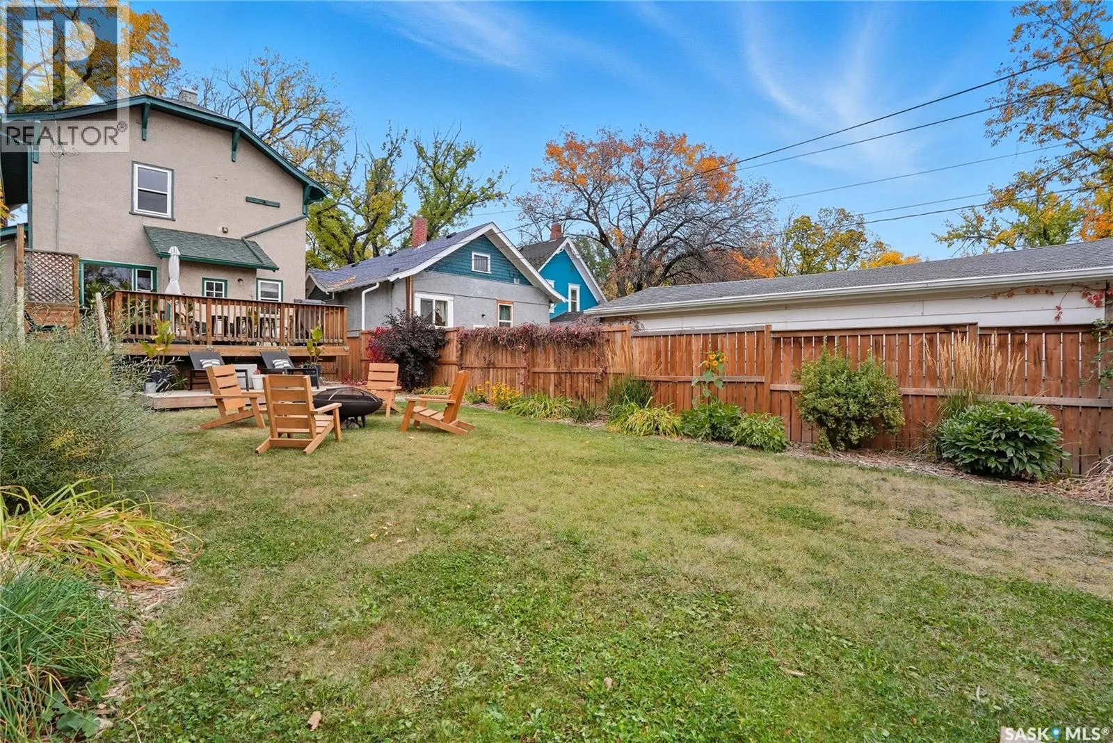 205 28th STREET W