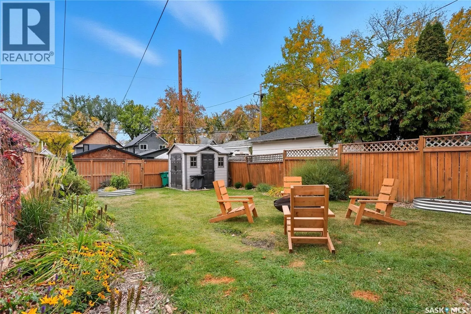 205 28th STREET W