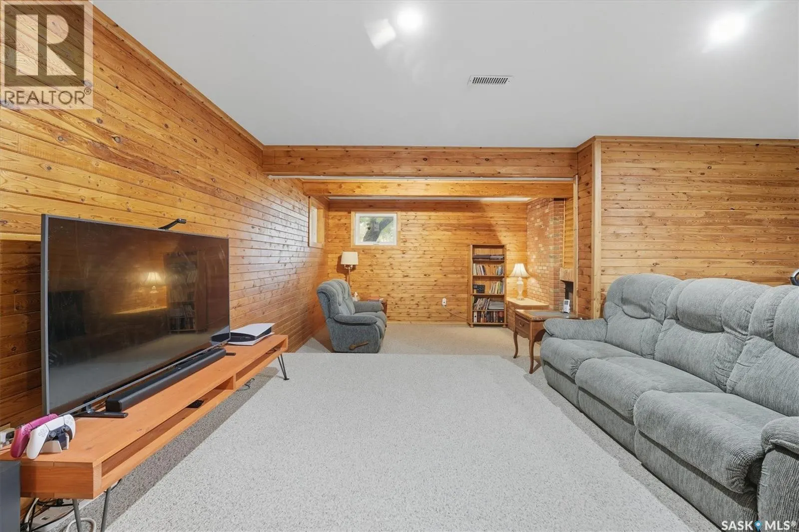 203 Spur WAY
