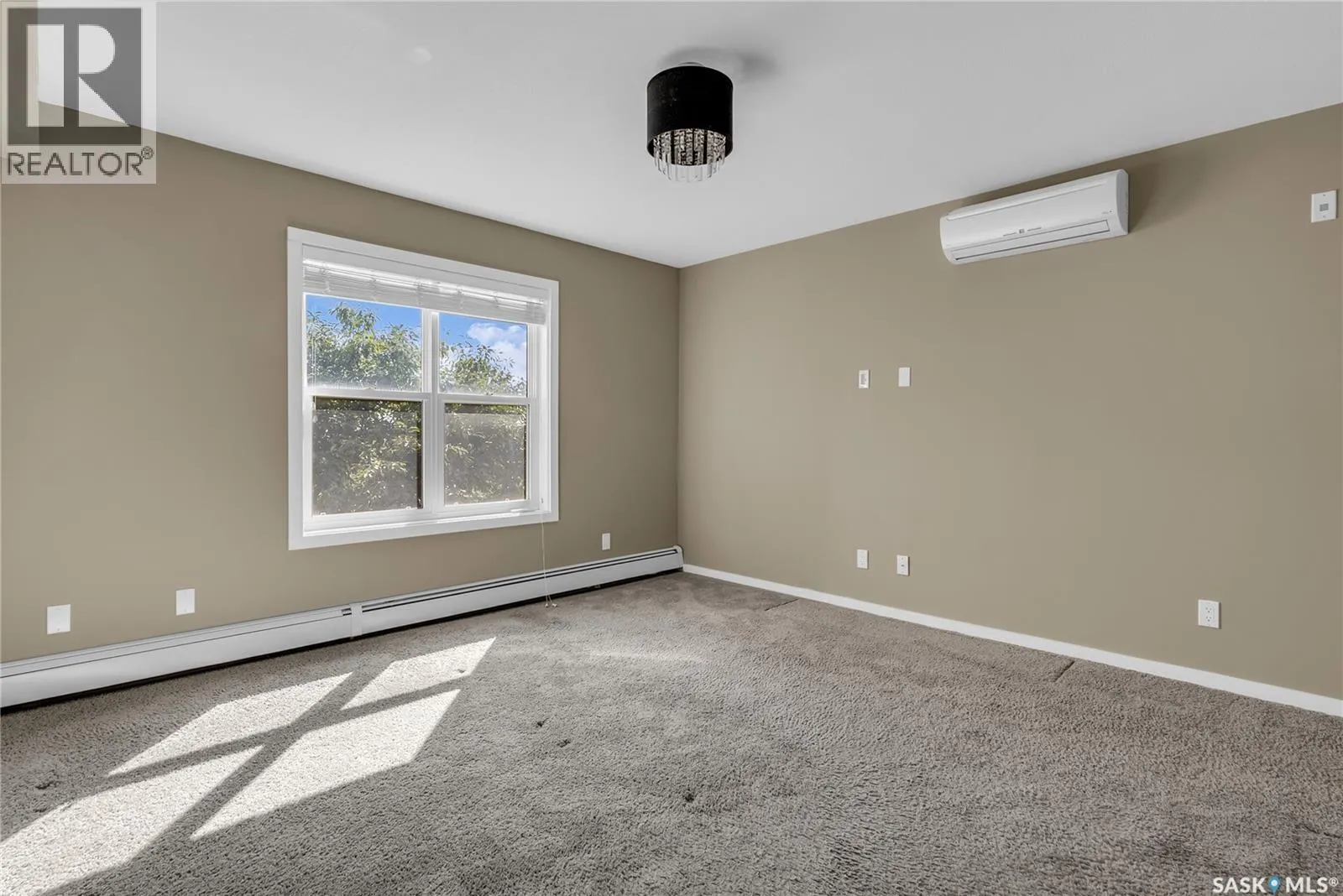 311 230 Slimmon ROAD