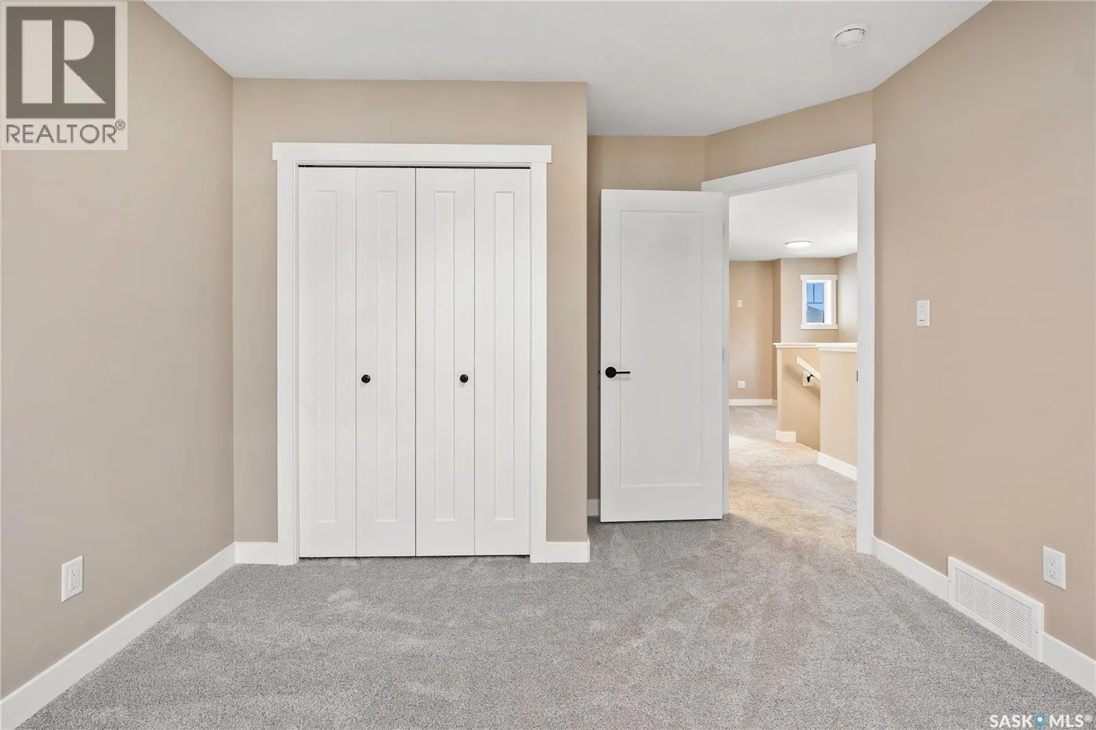 411 Kinloch CRESCENT