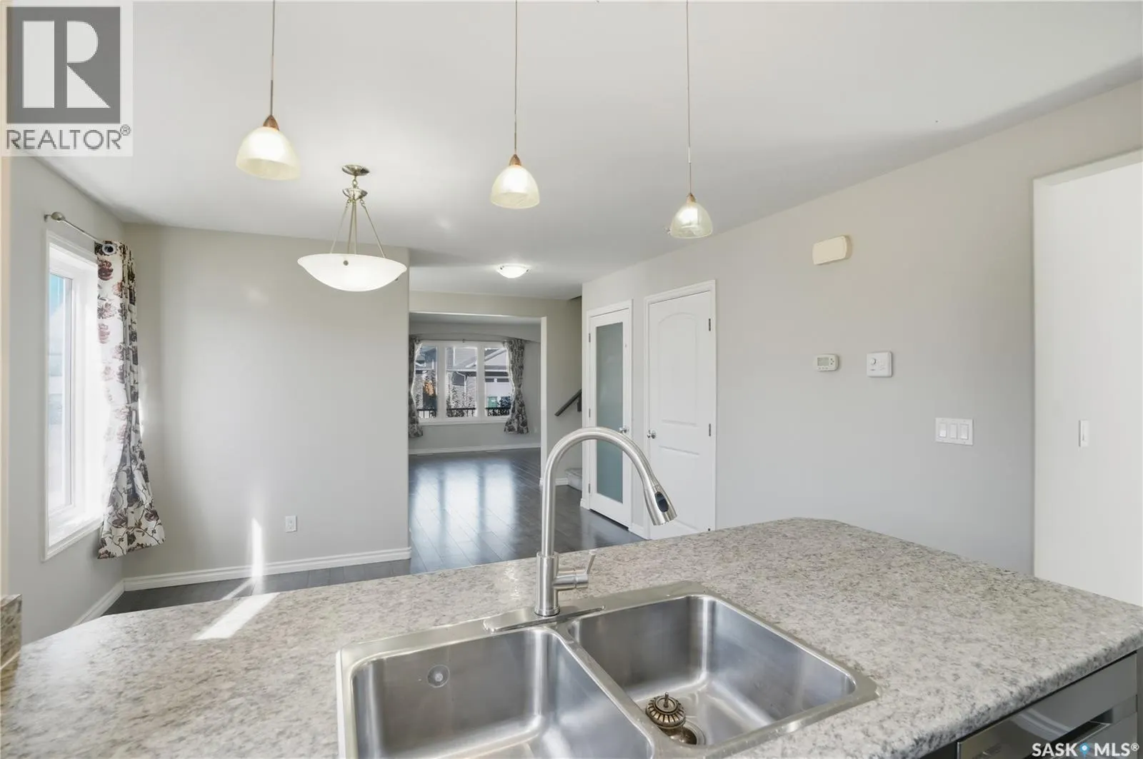 602 Kolynchuk COURT