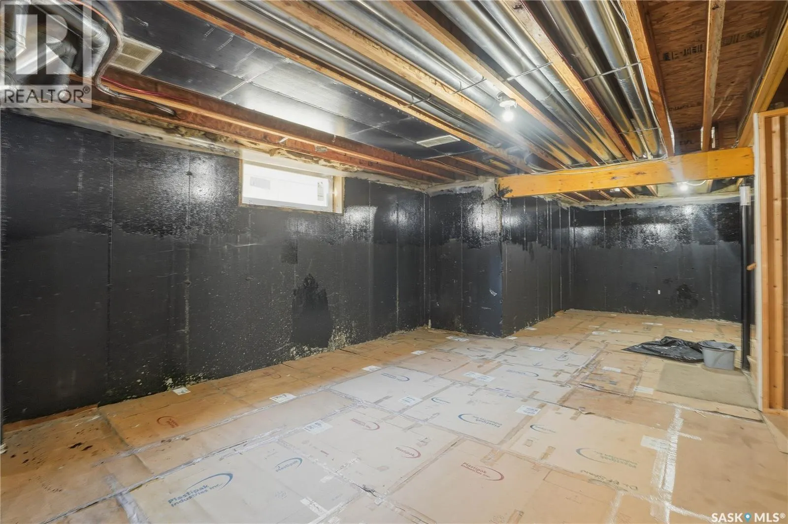 602 Kolynchuk COURT