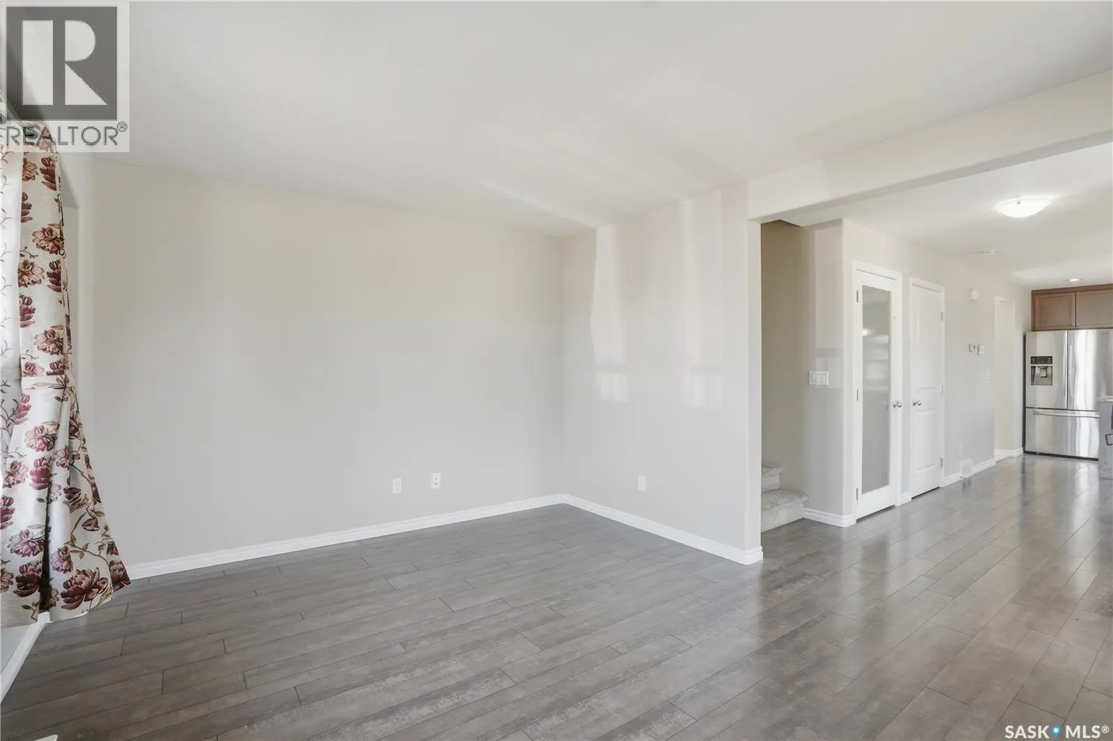 602 Kolynchuk COURT