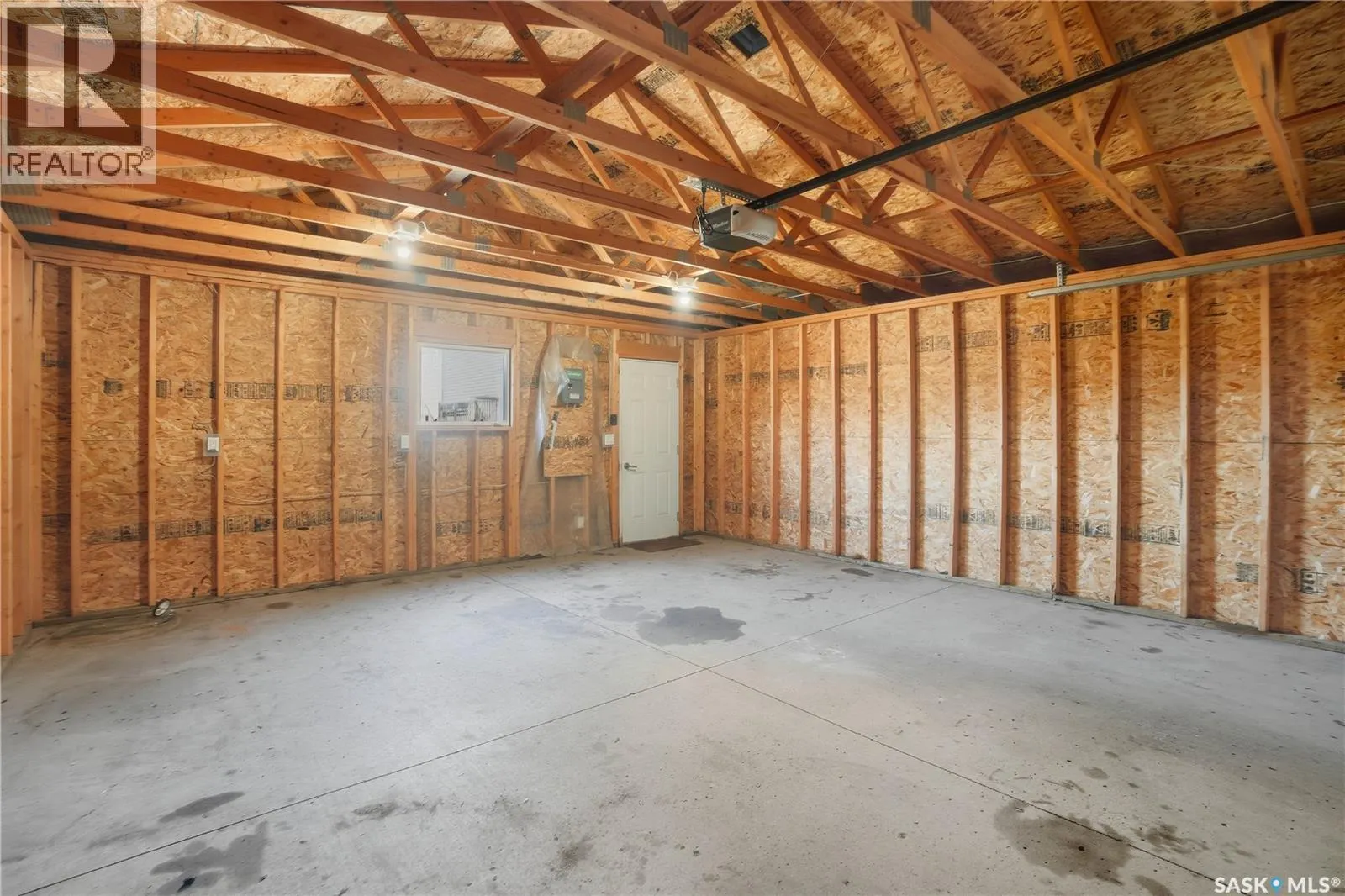 602 Kolynchuk COURT