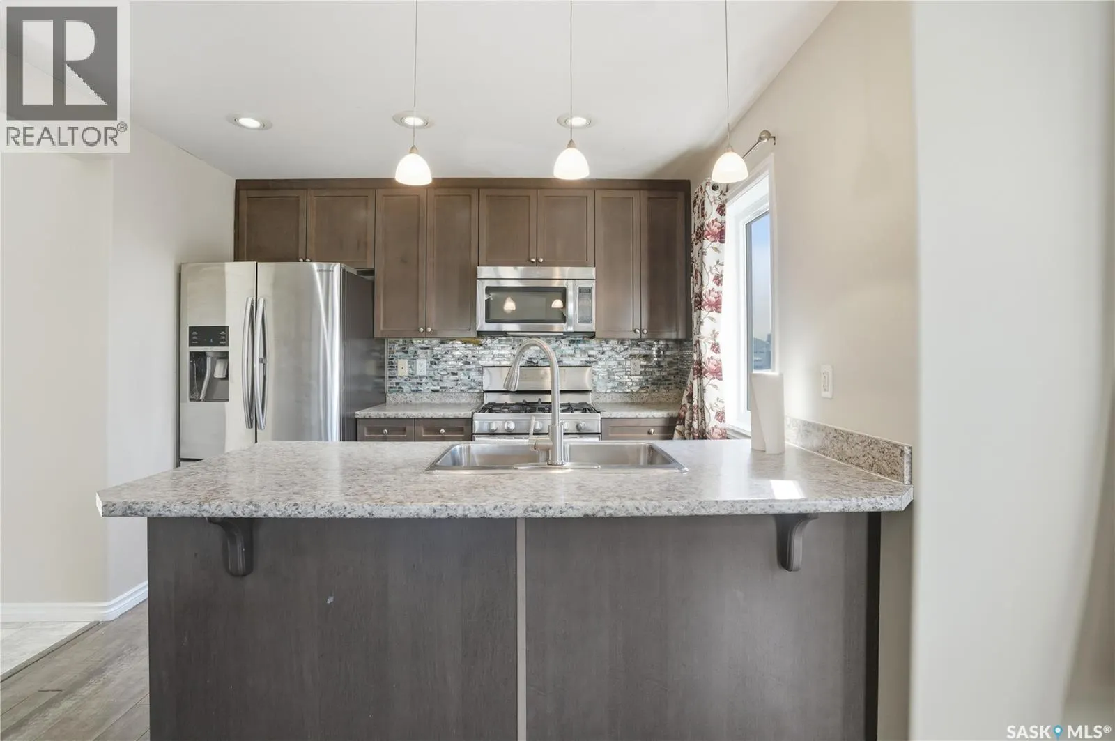 602 Kolynchuk COURT