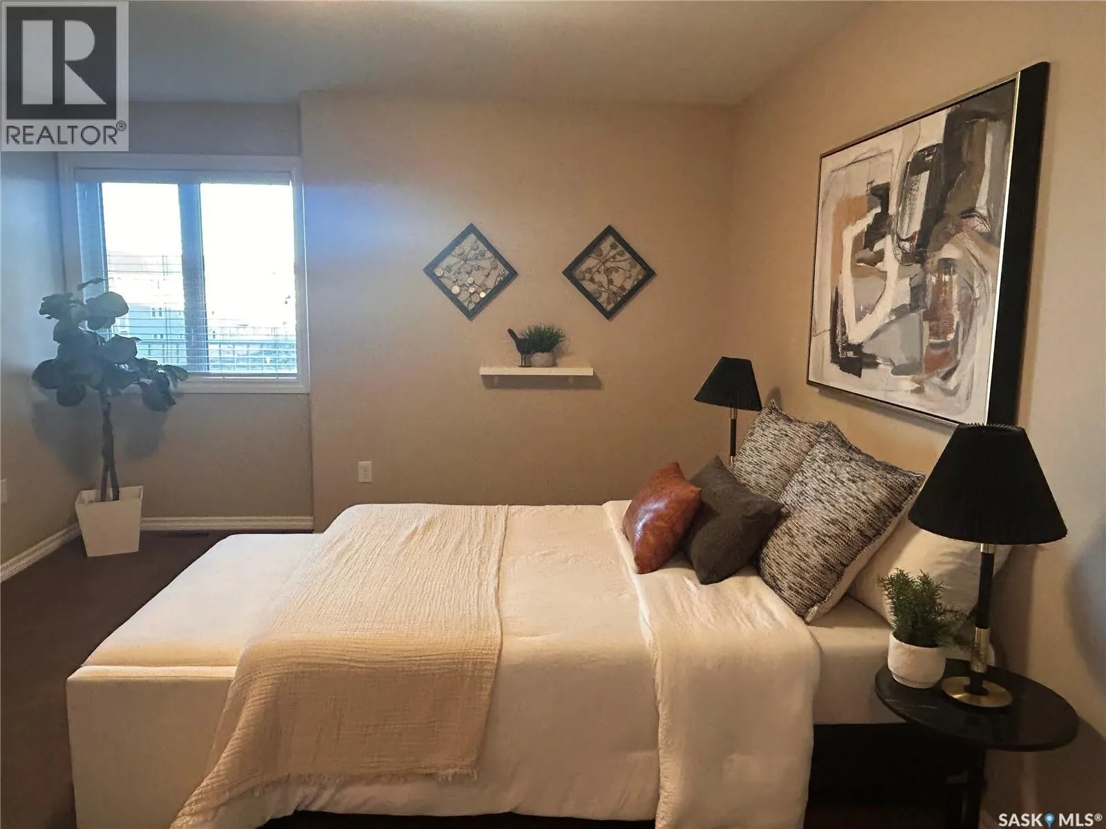 204 1621 Dakota DRIVE