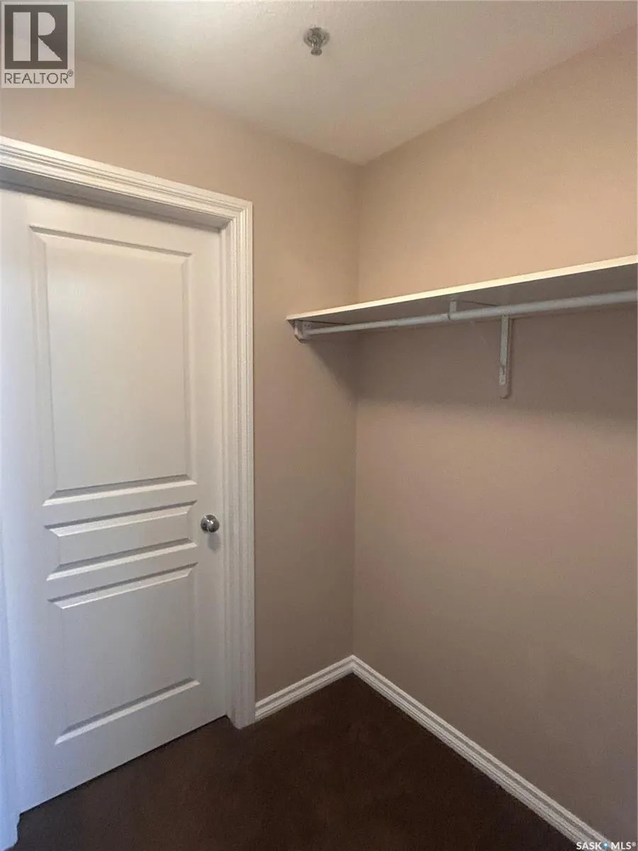 204 1621 Dakota DRIVE