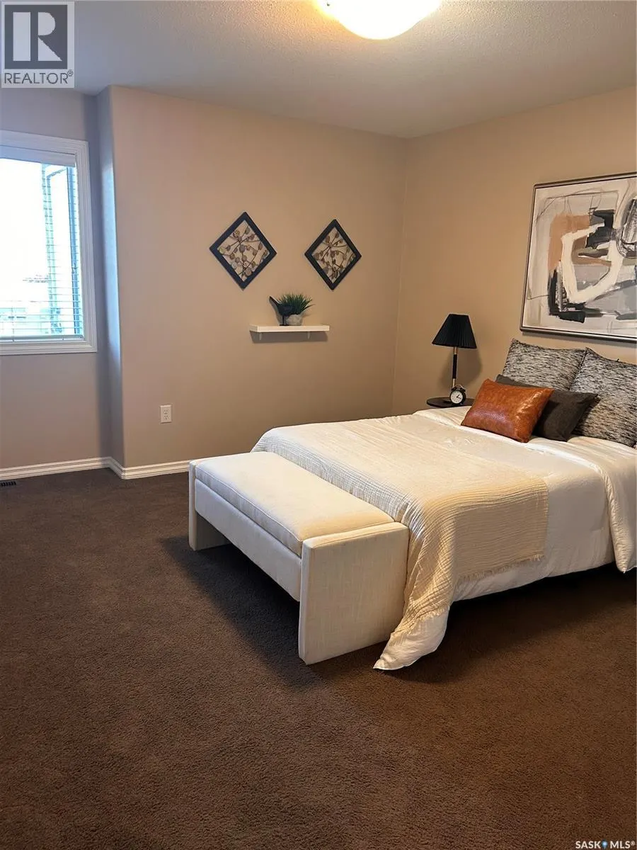 204 1621 Dakota DRIVE