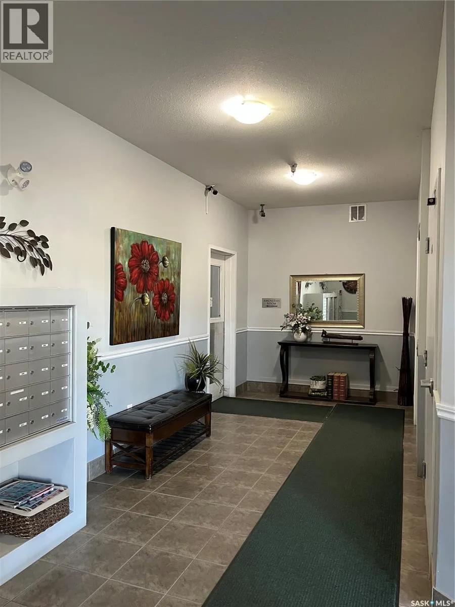 204 1621 Dakota DRIVE