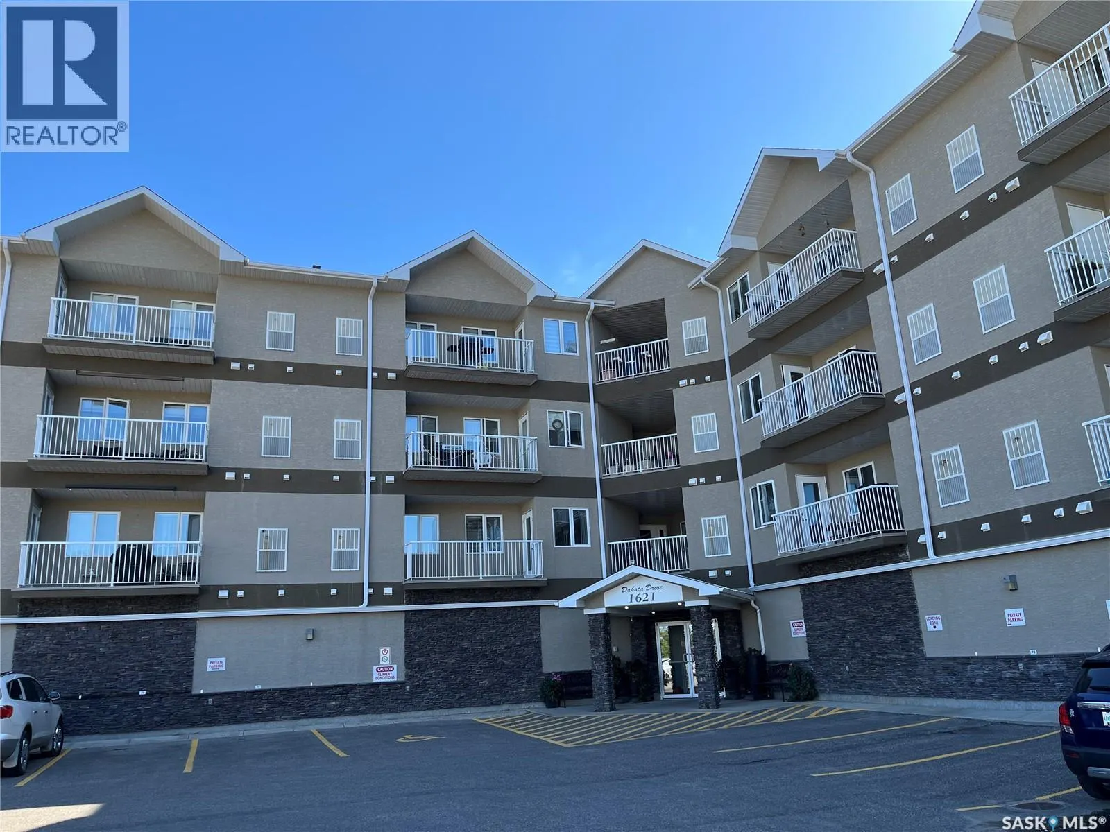 204 1621 Dakota DRIVE