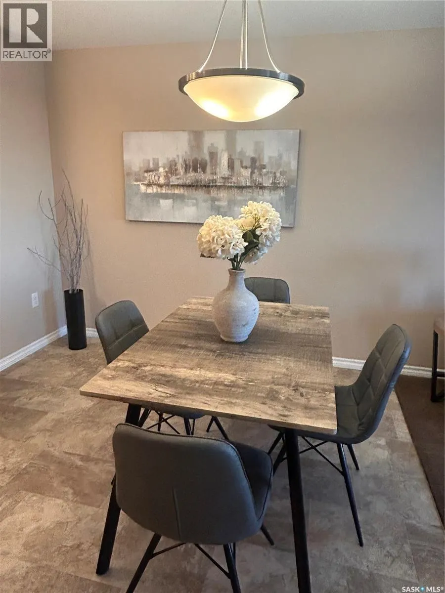 204 1621 Dakota DRIVE