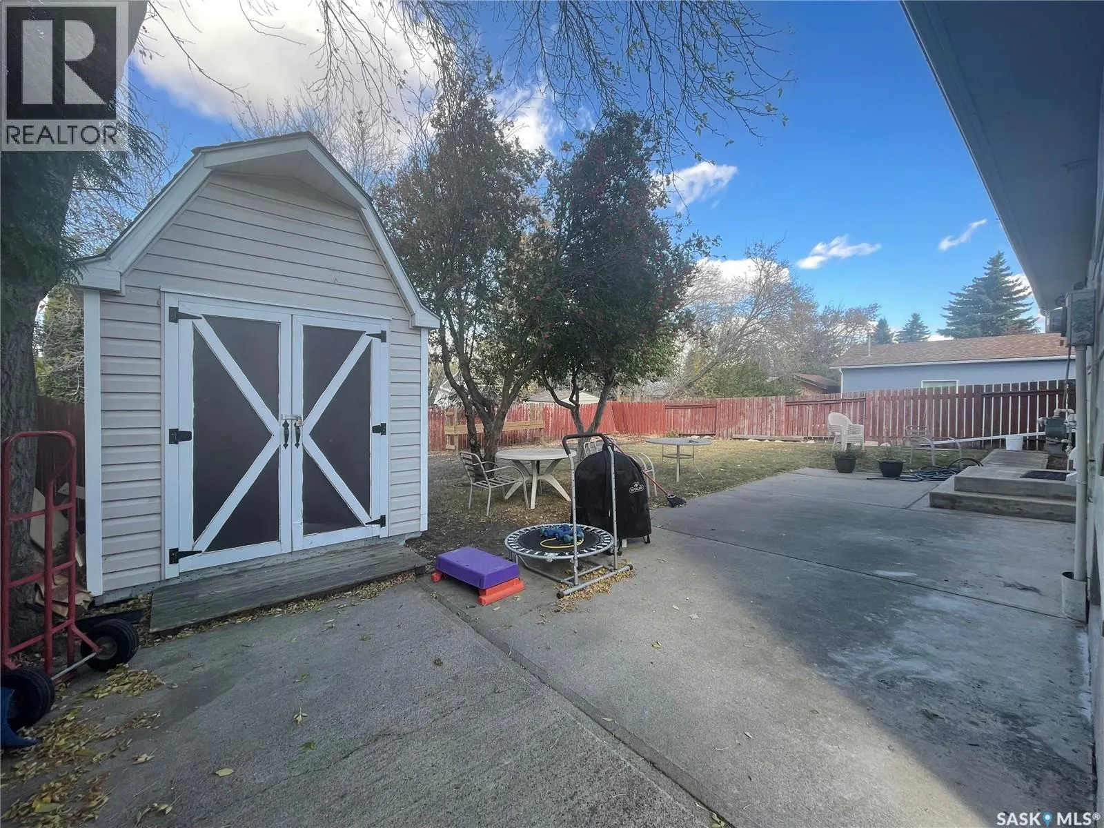 147 Arrand CRESCENT