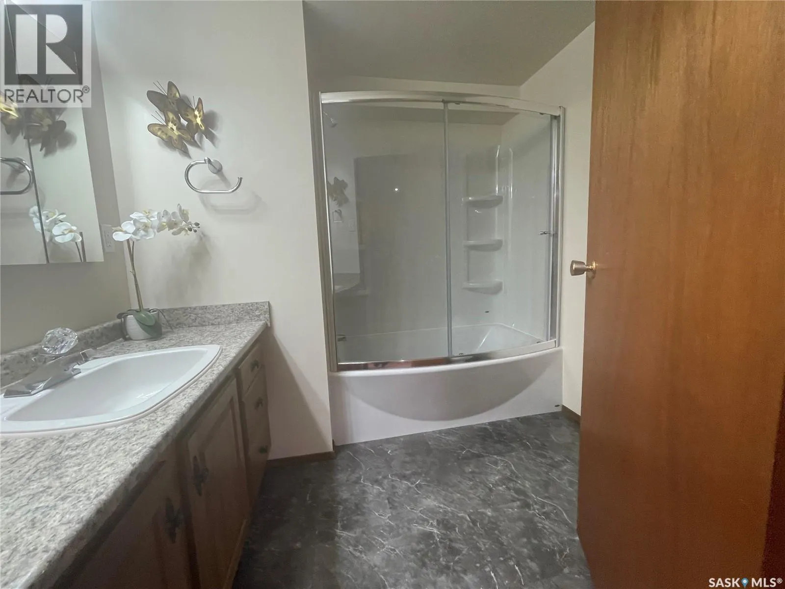 147 Arrand CRESCENT