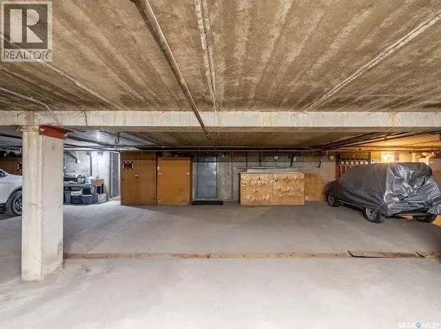 270 PLAINSVIEW DRIVE