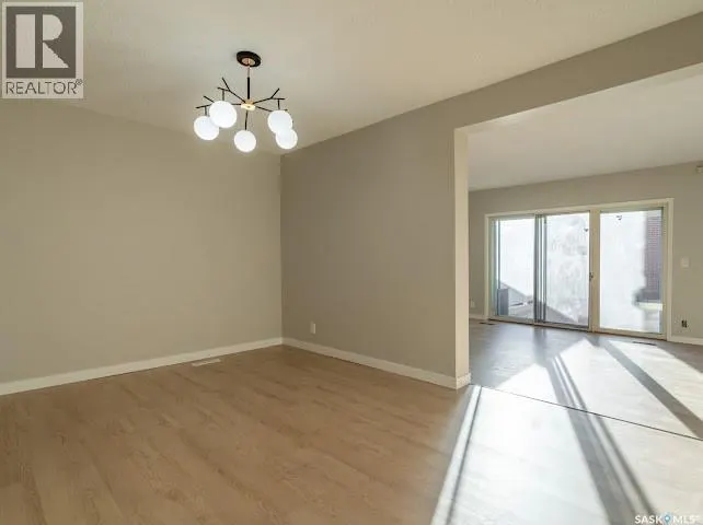 270 PLAINSVIEW DRIVE