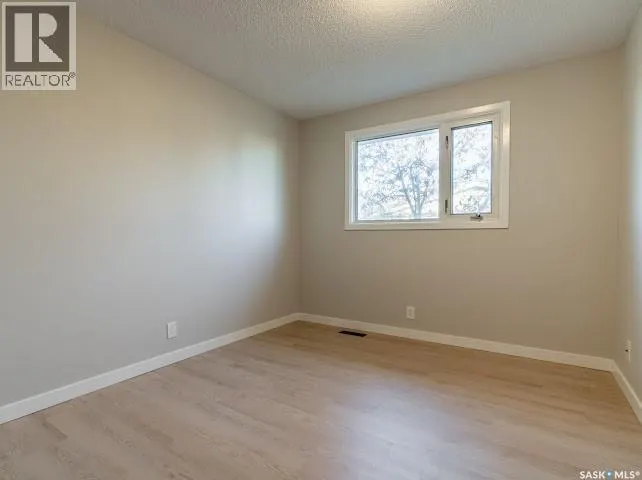 270 PLAINSVIEW DRIVE