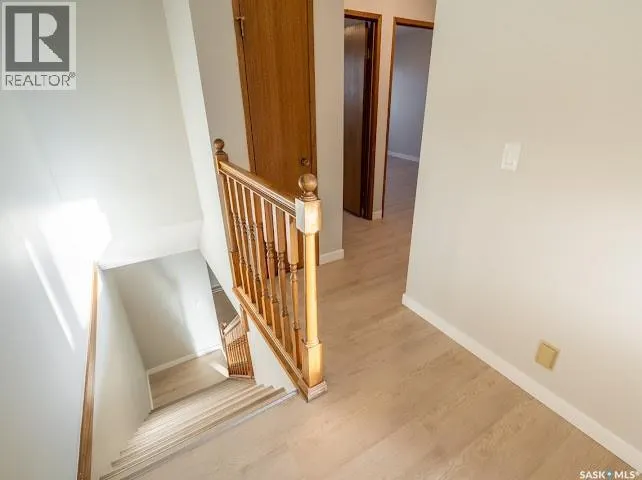 270 PLAINSVIEW DRIVE