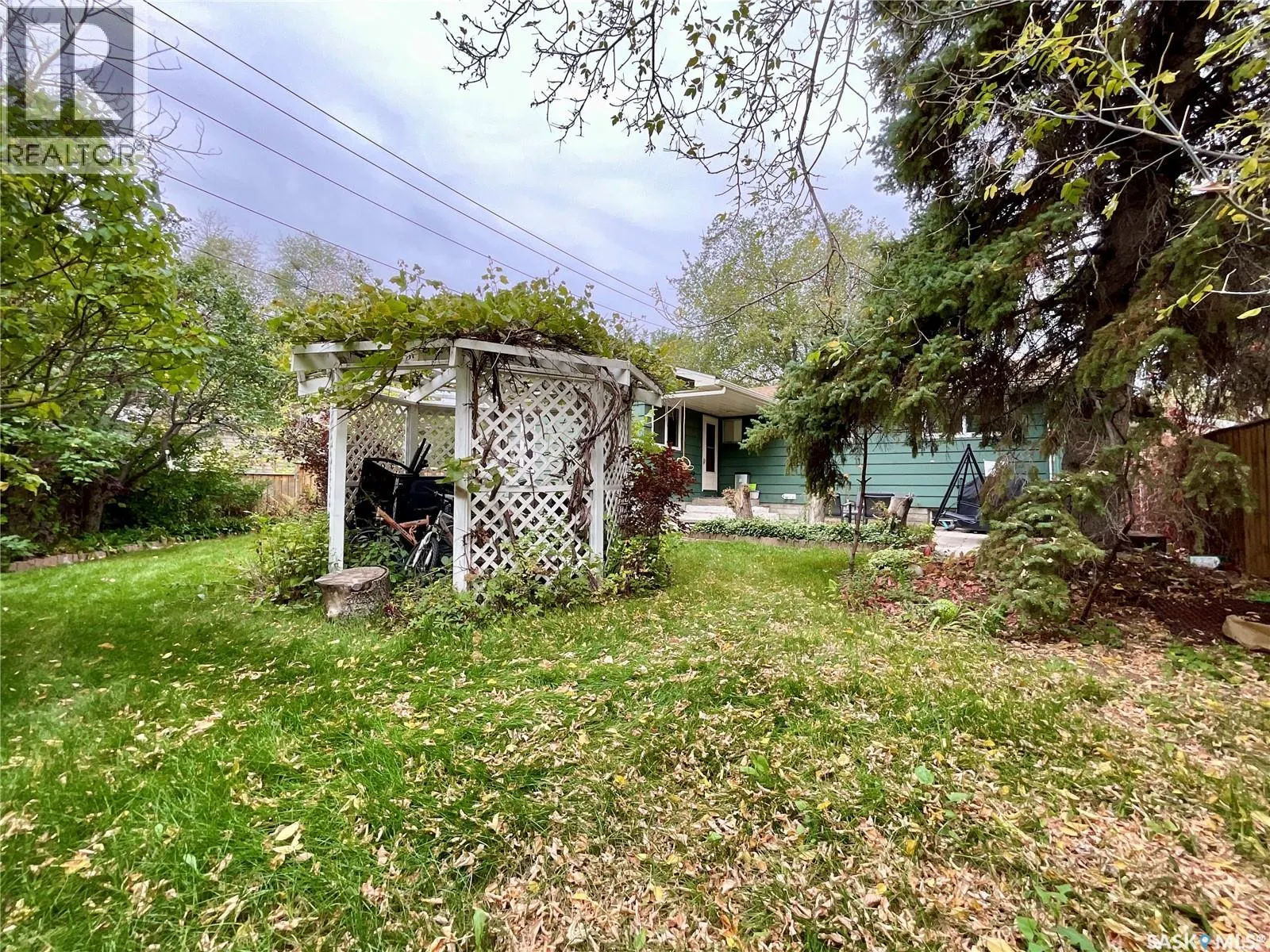 43 Hawthorne CRESCENT