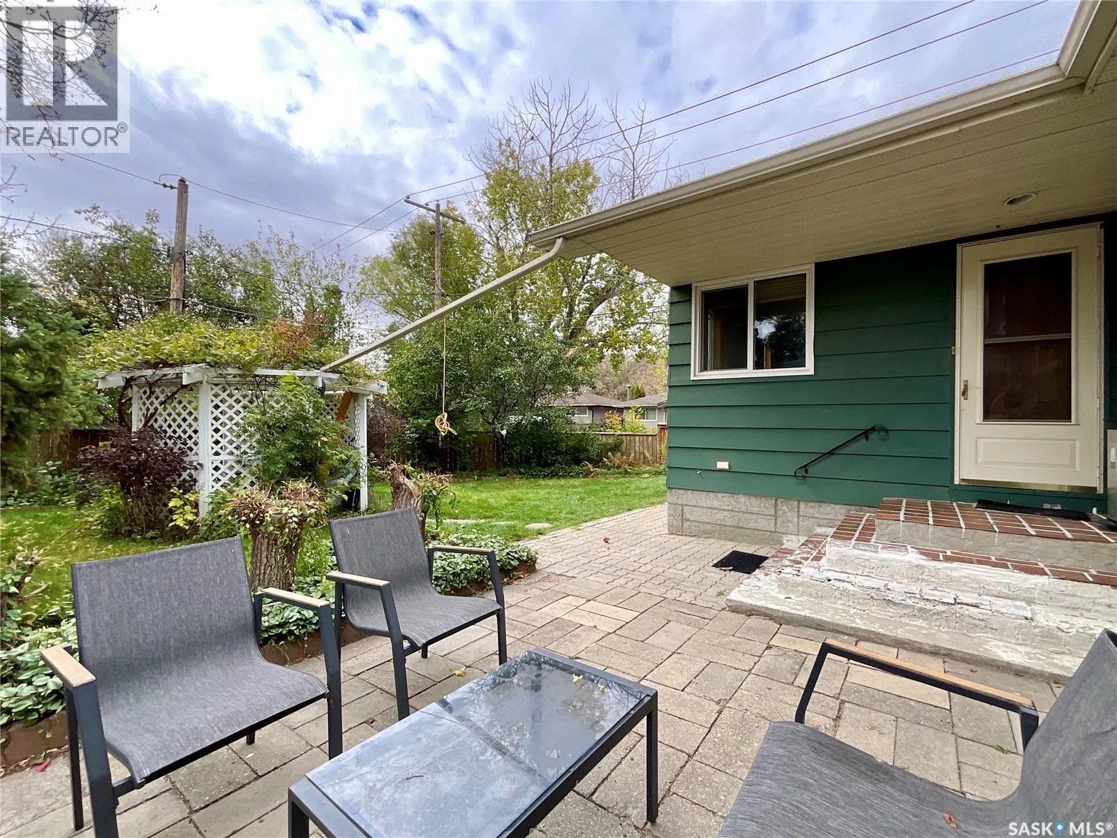 43 Hawthorne CRESCENT
