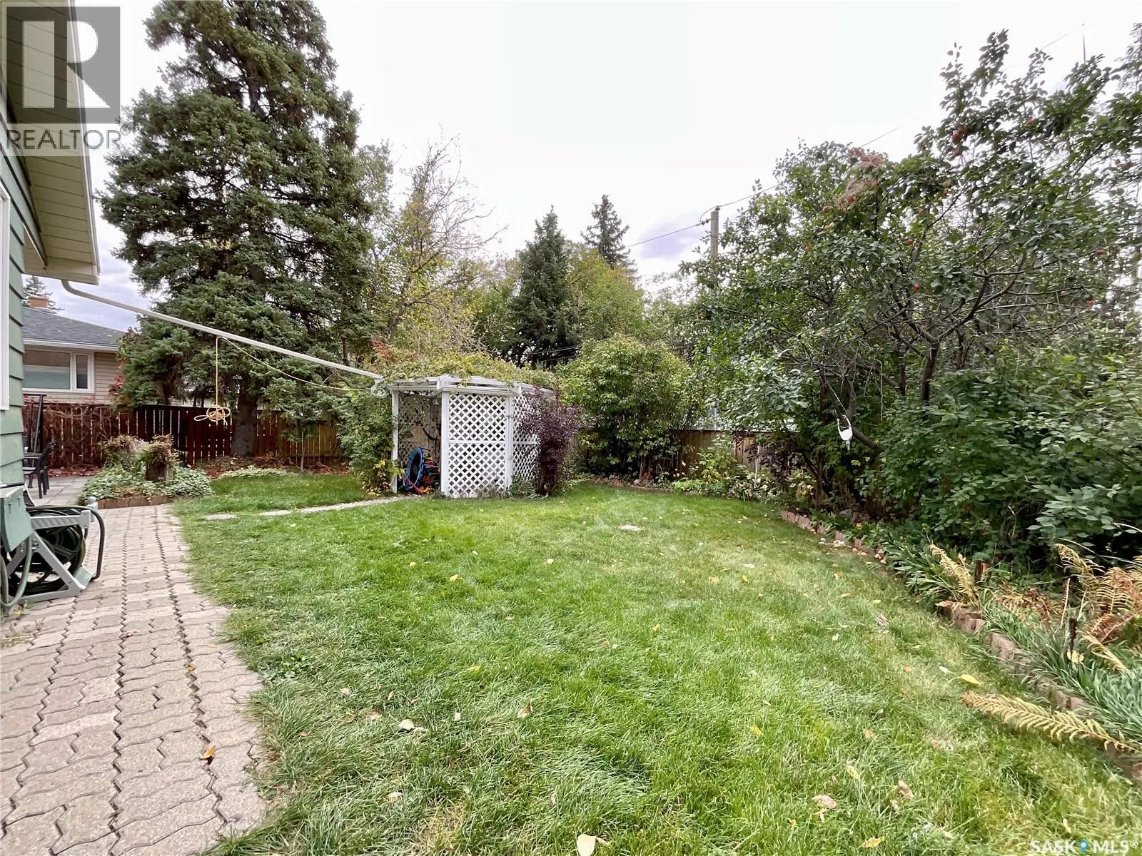 43 Hawthorne CRESCENT