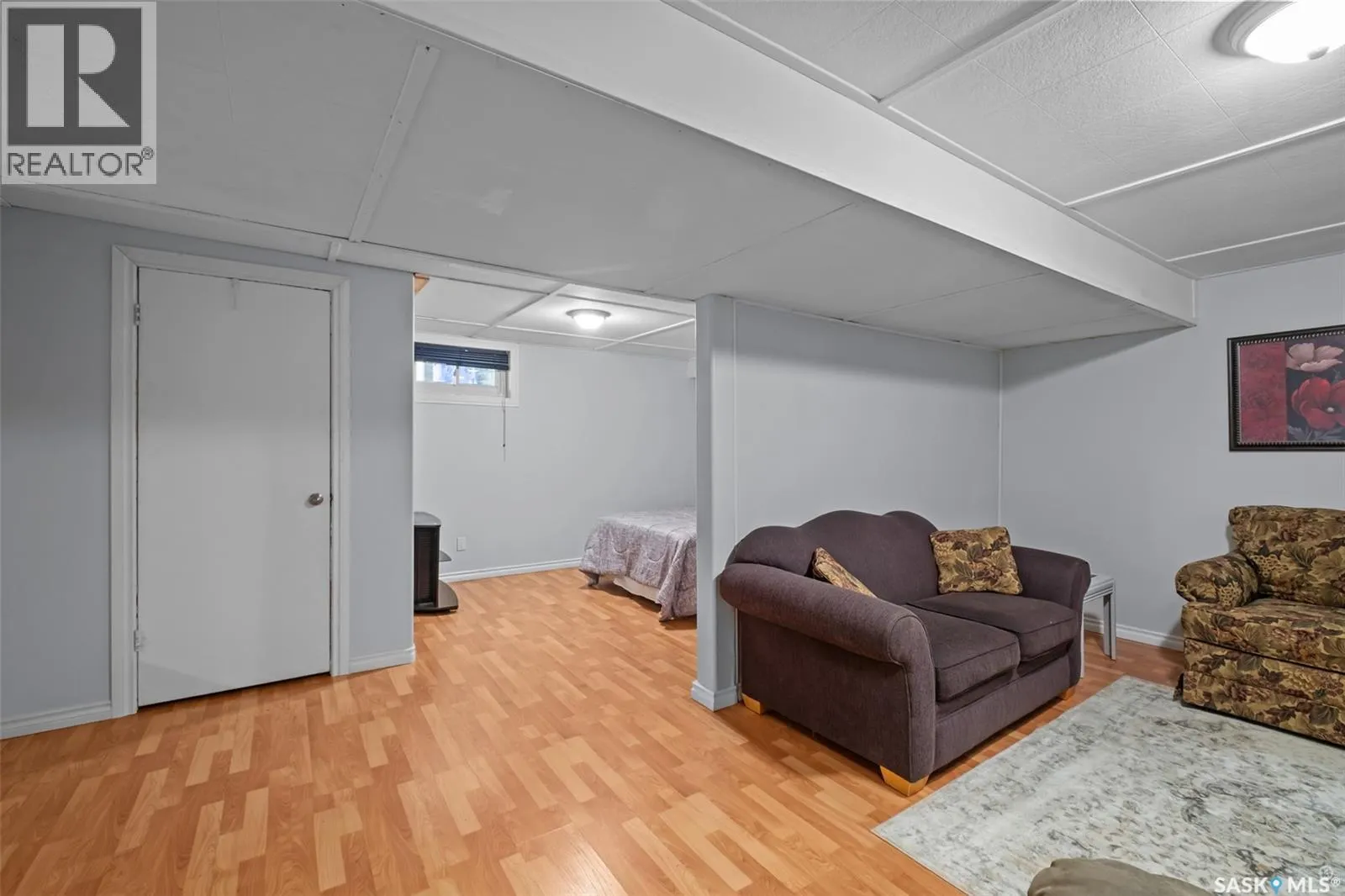 1361 3rd STREET E