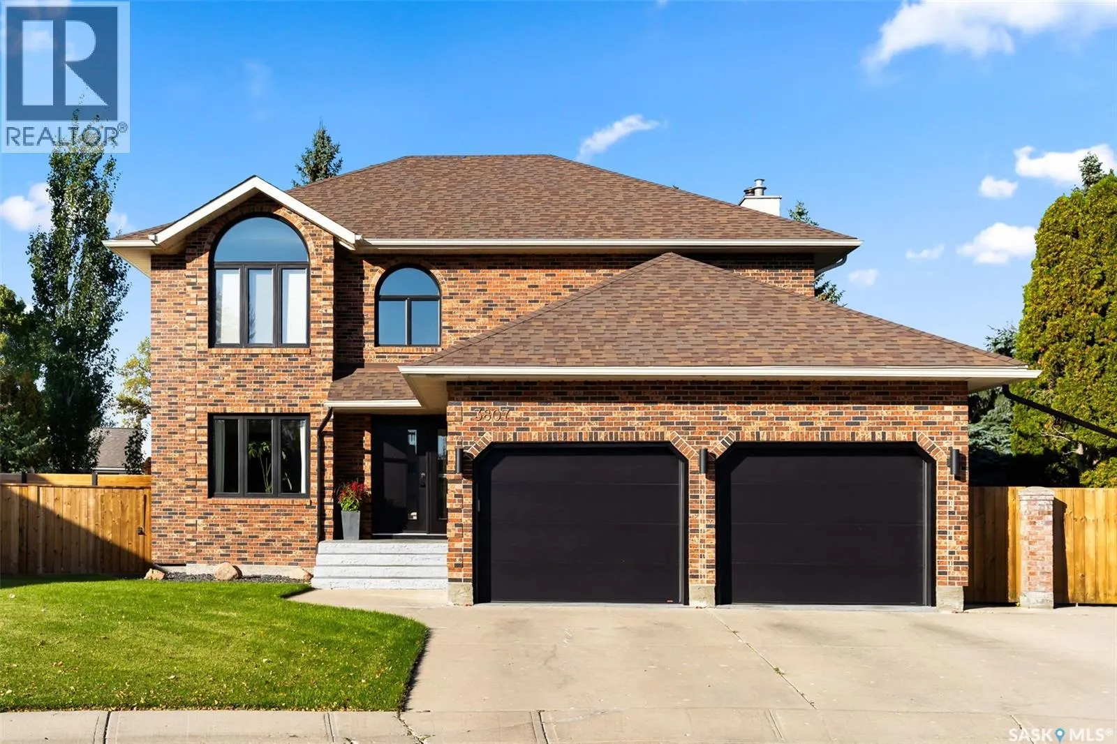 3807 Bow BAY