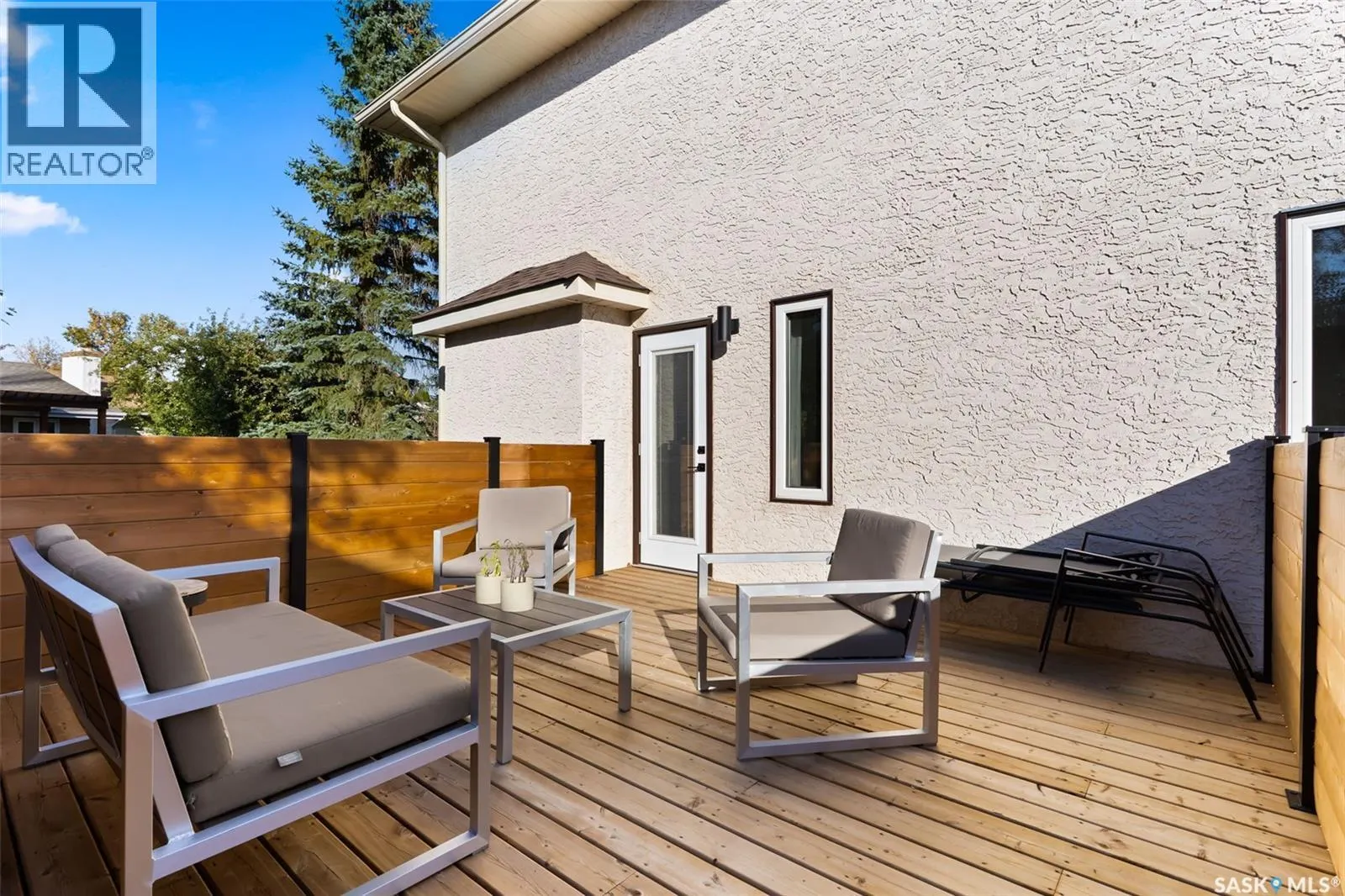 3807 Bow BAY