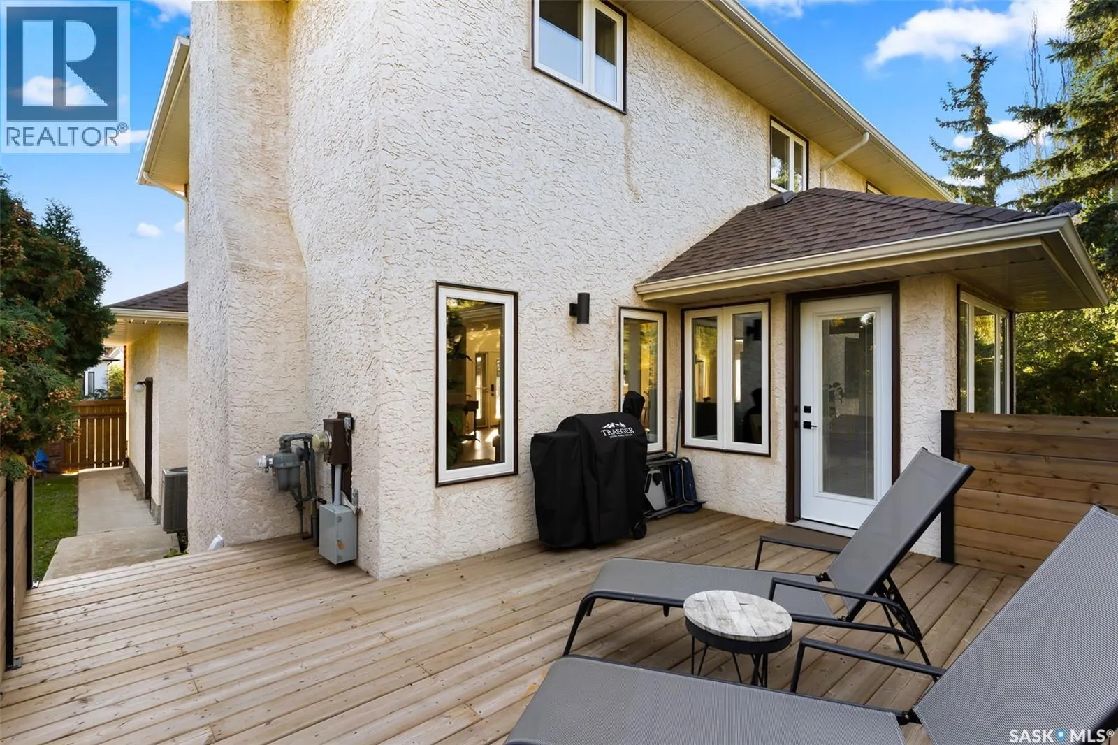 3807 Bow BAY