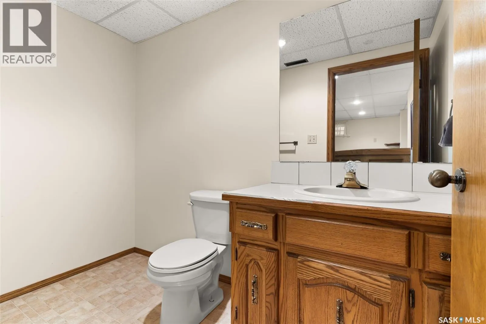 3807 Bow BAY