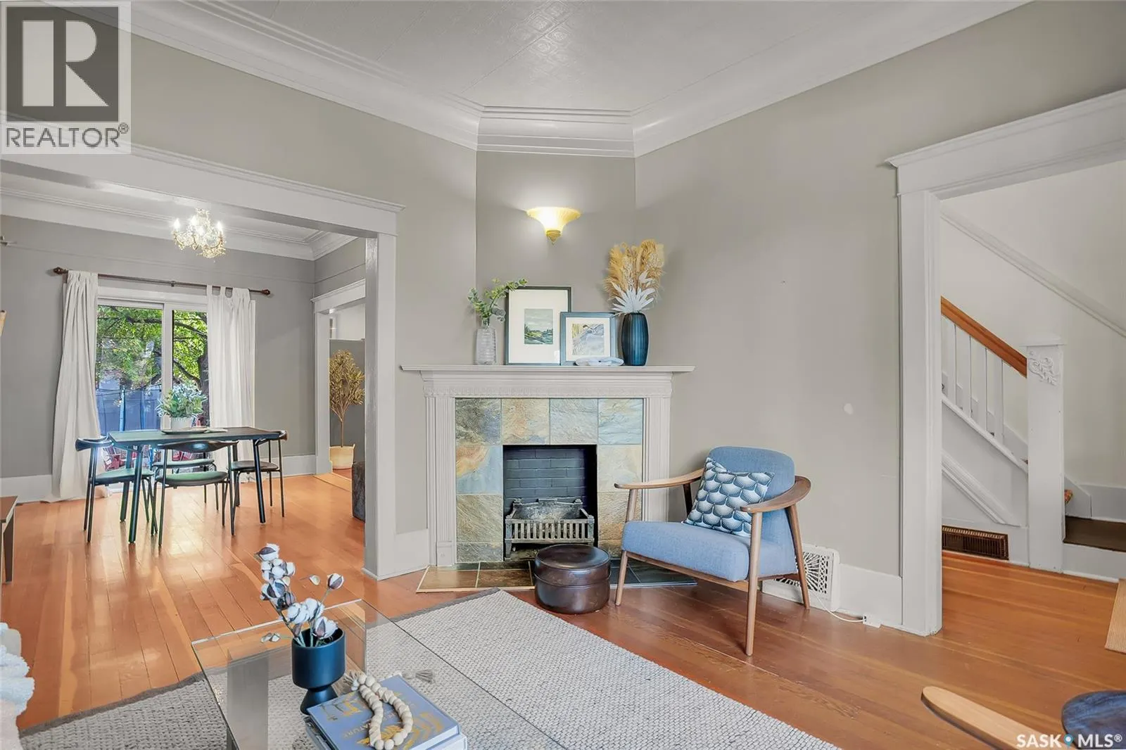 420 6th STREET E