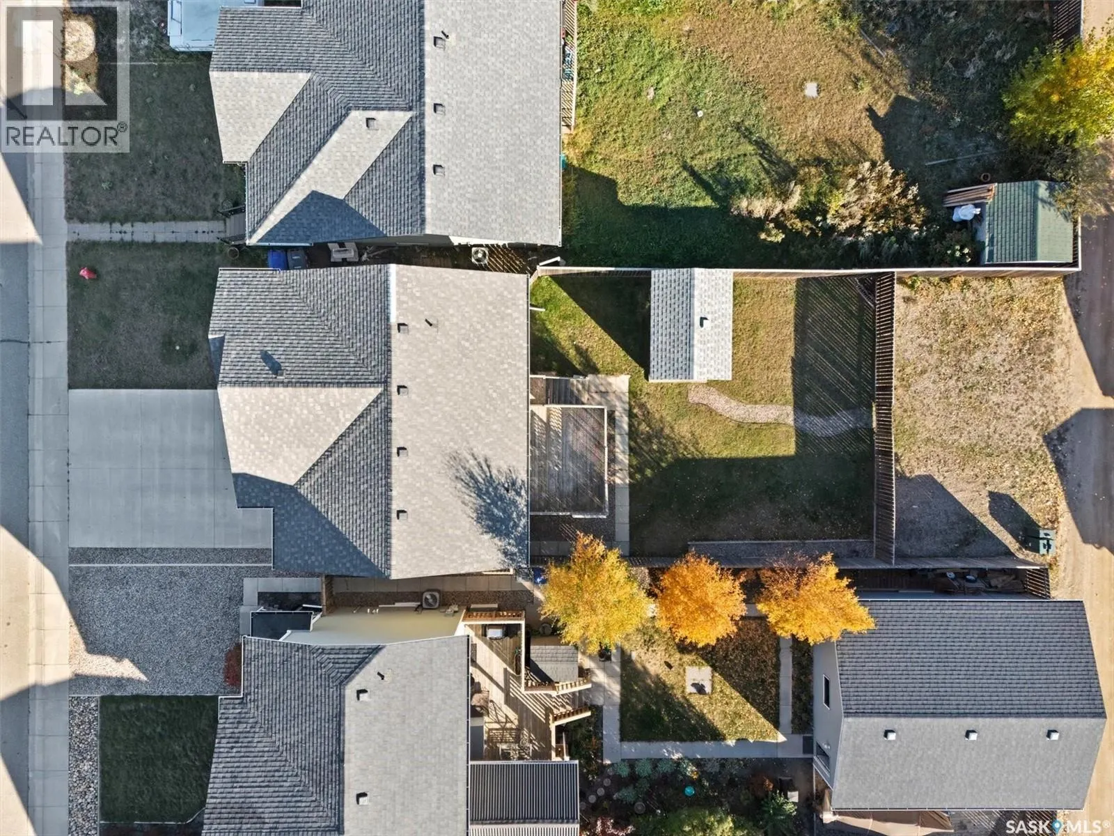 220 Warwick CRESCENT