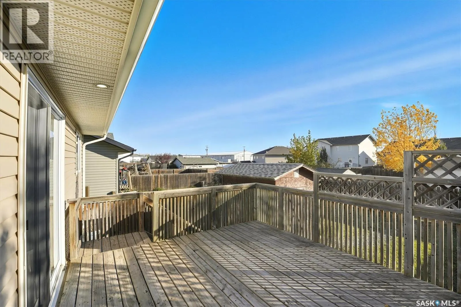 220 Warwick CRESCENT