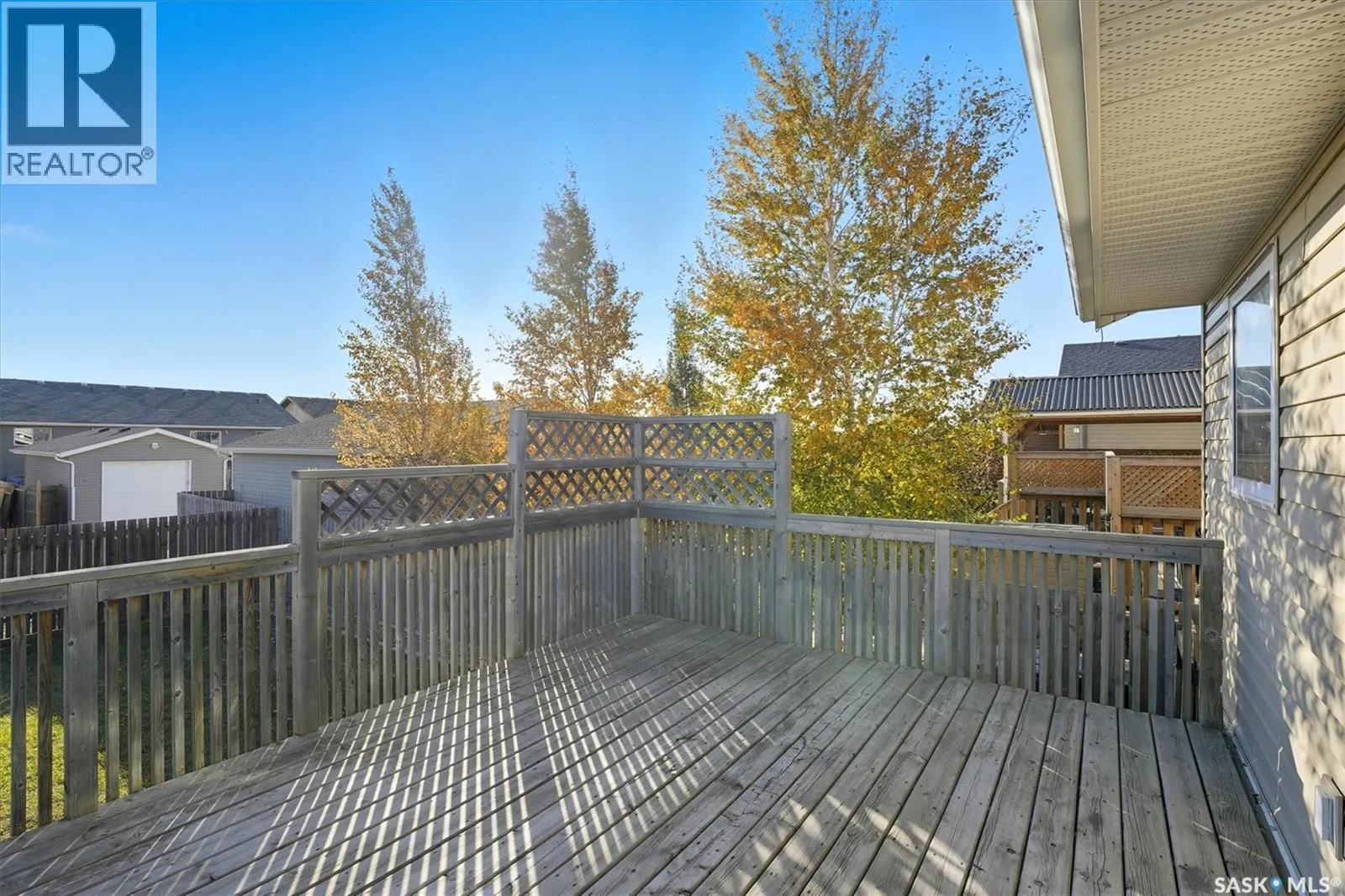 220 Warwick CRESCENT
