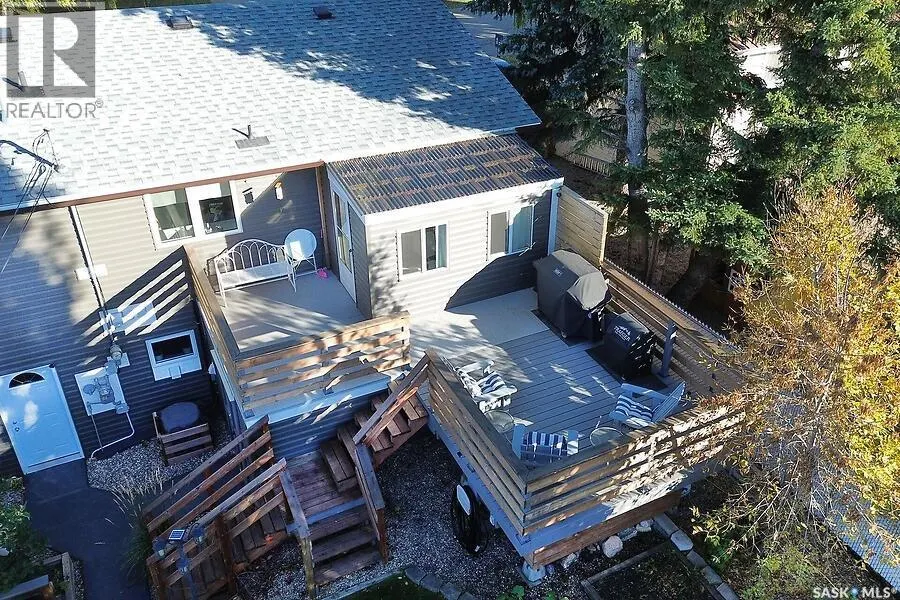19 Maple PLACE