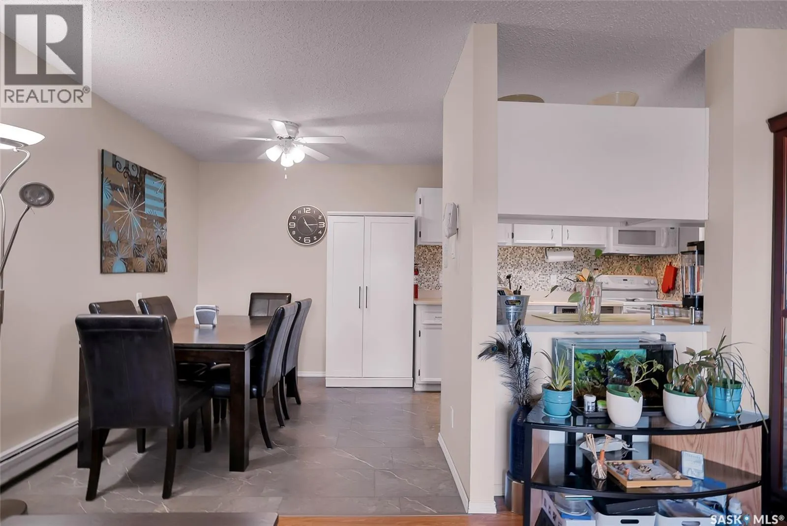 310B 4040 8th STREET E