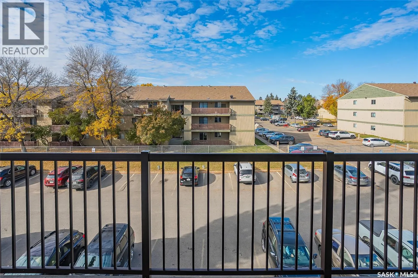 310B 4040 8th STREET E