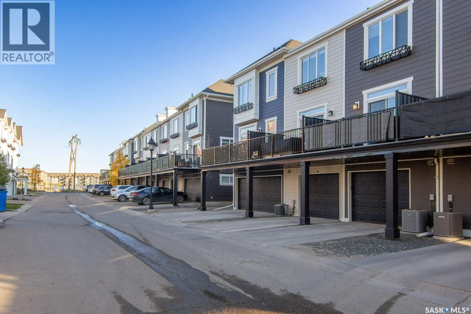 709 Meadows BOULEVARD