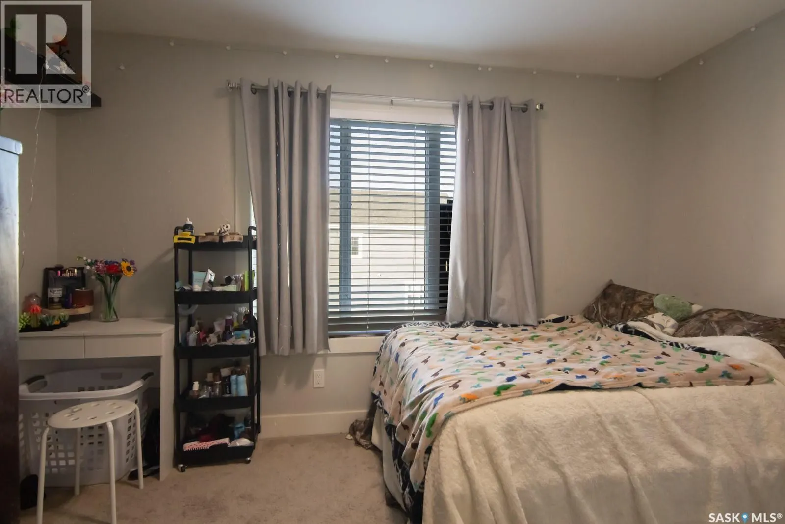 709 Meadows BOULEVARD