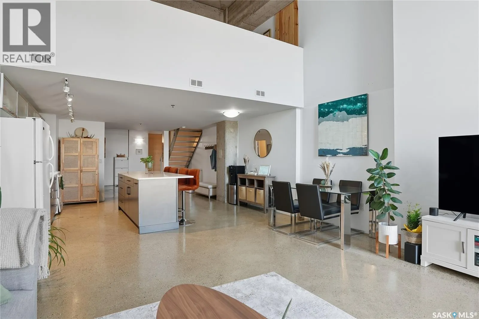 328 120 23rd STREET E