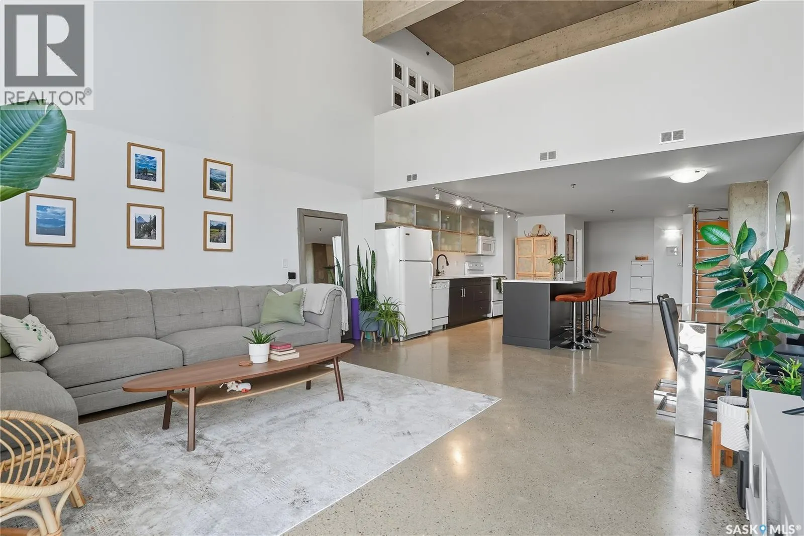328 120 23rd STREET E