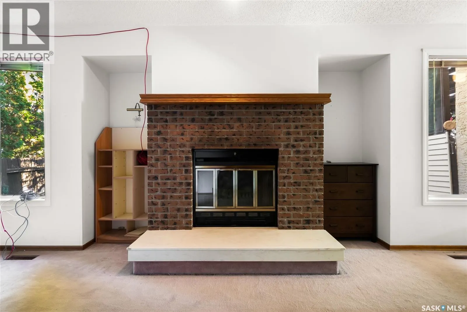 2938 Huget PLACE