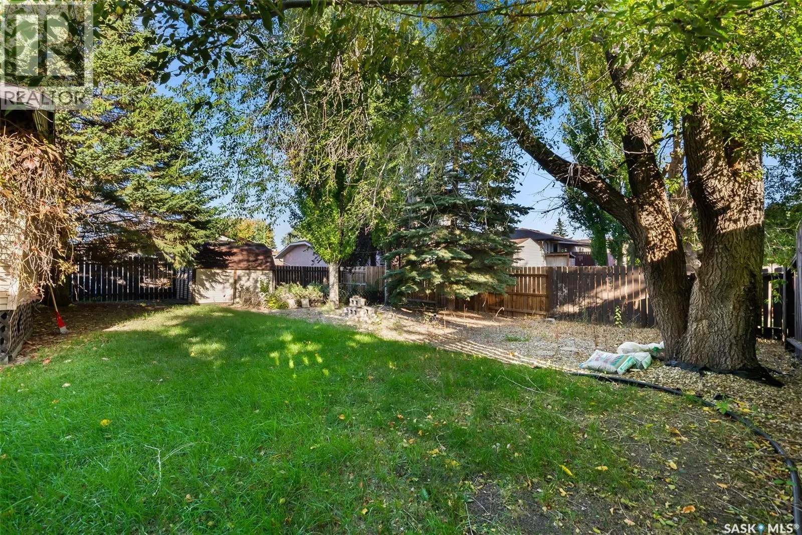 2938 Huget PLACE