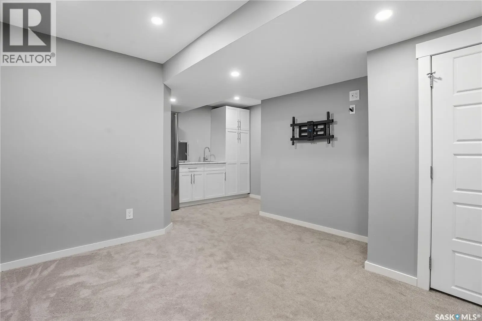 4809 Primrose Green DRIVE E
