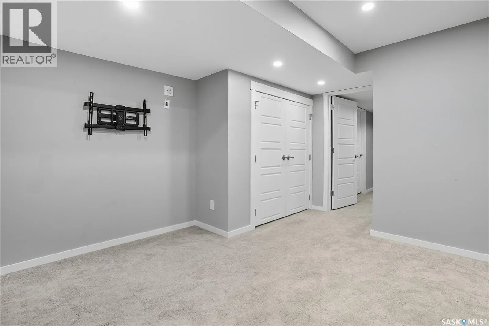 4809 Primrose Green DRIVE E