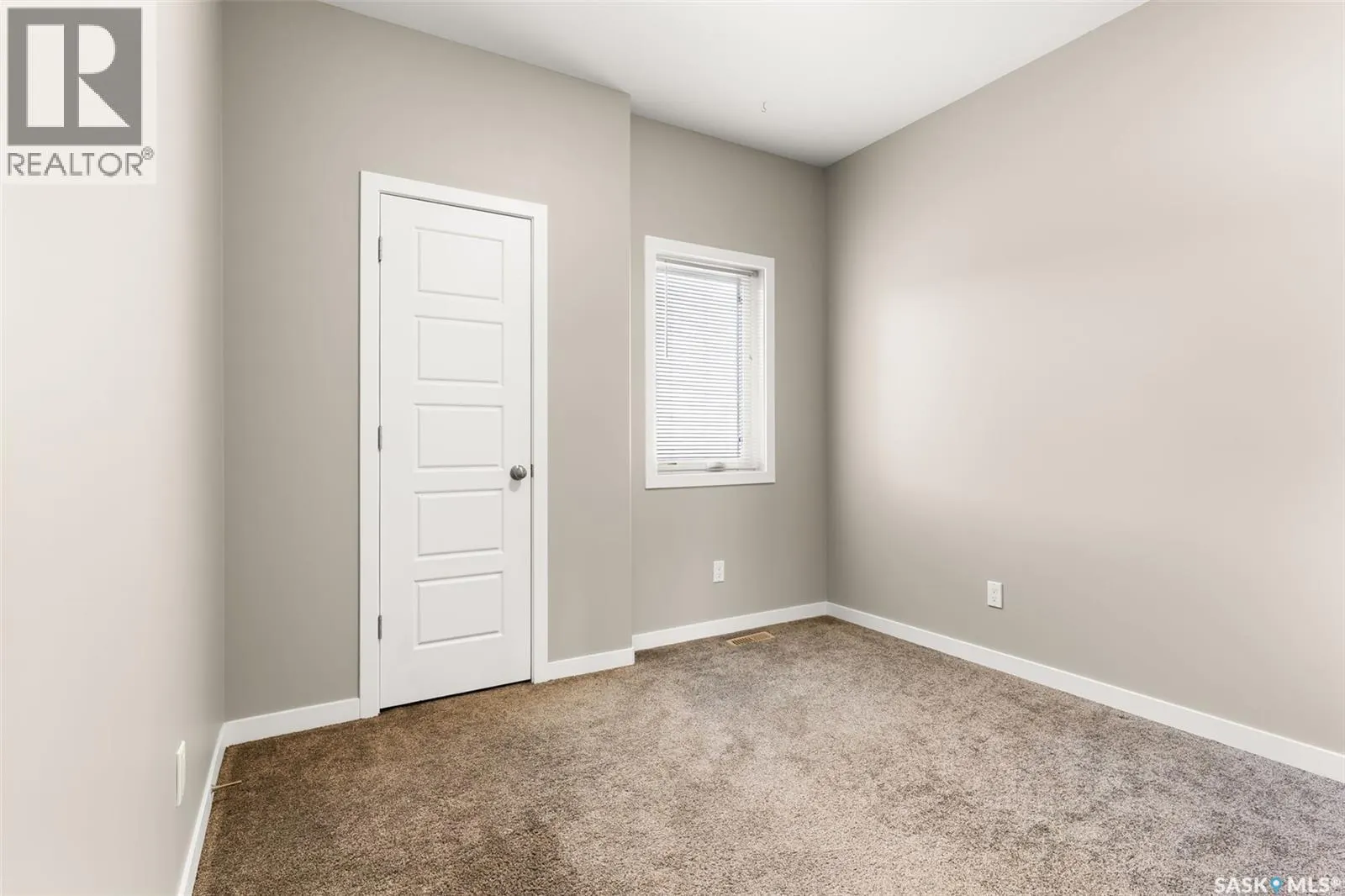 3586 Green Spruce PLACE