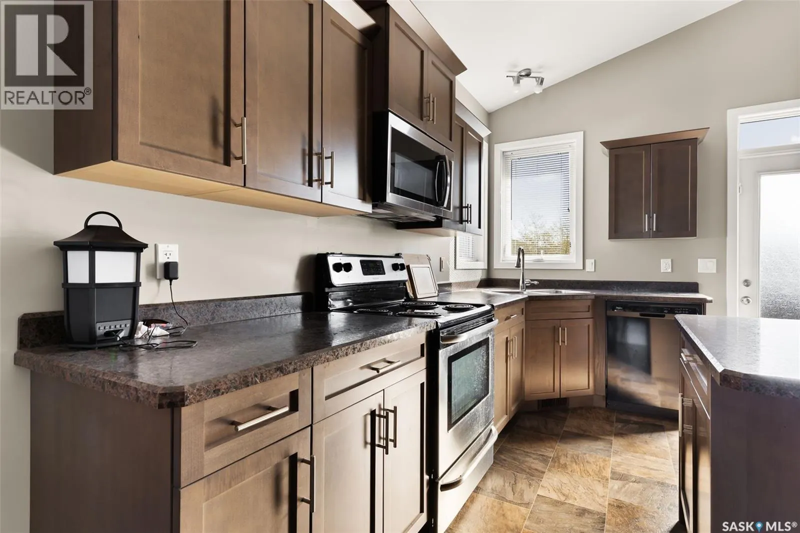 3586 Green Spruce PLACE