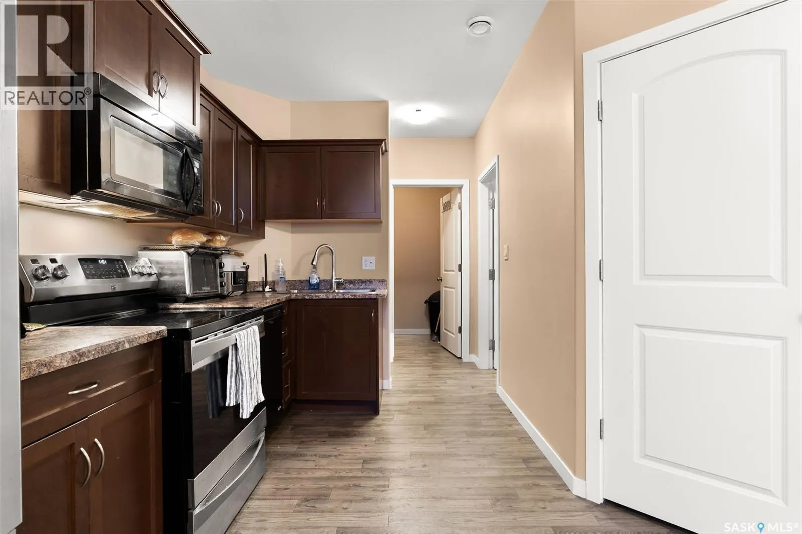 3586 Green Spruce PLACE